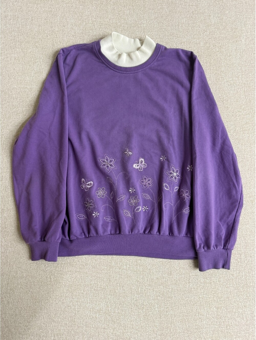 Vintage Alfred Dunner Womens Medium Purple Embroidered Mock Neck Sweatshirt